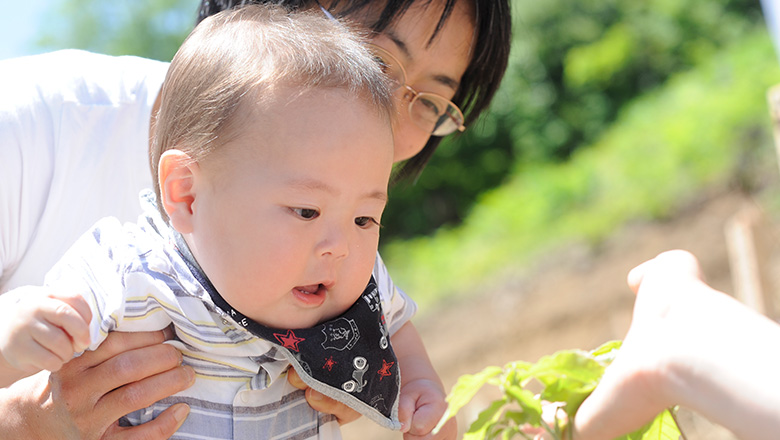 Commemorating the Birth of Newborn Babies